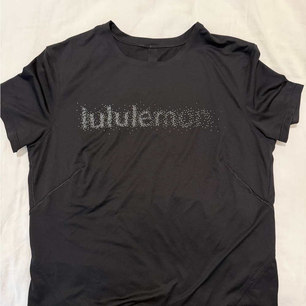 lululemon athletica Black Short Sleeve Tee with Reflective Logo